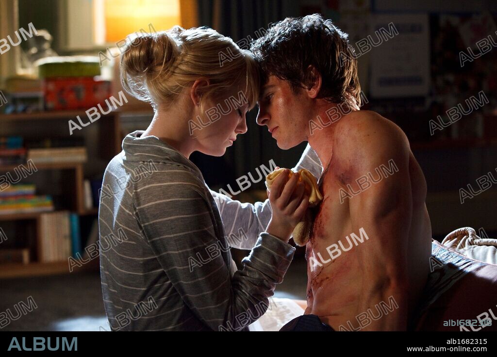 ANDREW GARFIELD und EMMA STONE in THE AMAZING SPIDER-MAN, 2012, unter der Regie von MARC WEBB. Copyright COLUMBIA PICTURES.