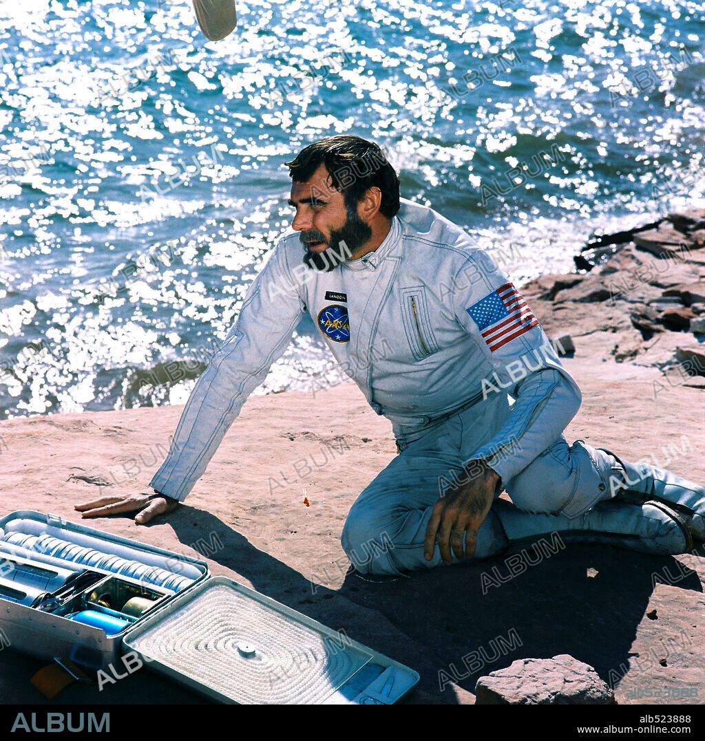 JEFF BURTON in PLANET OF THE APES, 1968, directed by FRANKLIN J. SCHAFFNER. Copyright 20TH CENTURY FOX.