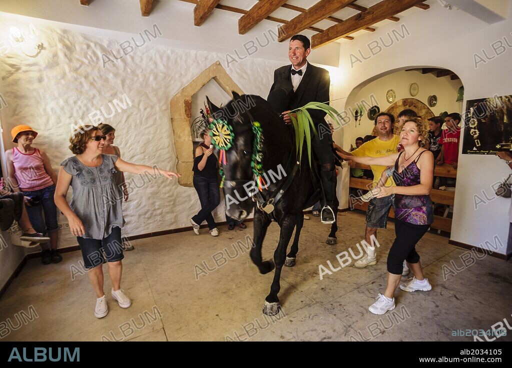 Caragol de Santa Clara, Fiestas de Sant Joan. Ciutadella. Menorca, Islas Baleares, españa.