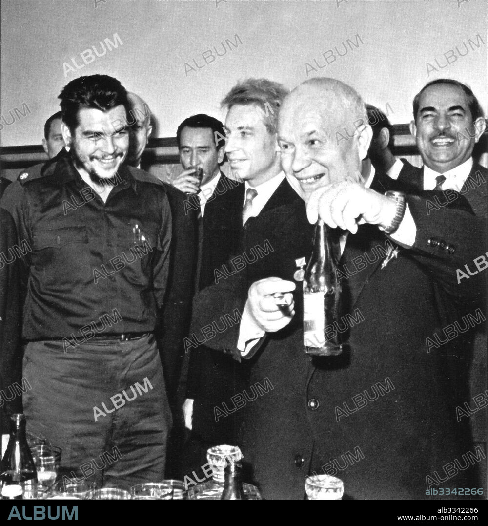 ANONYMOUS. Ernesto Che Guevara and Nikita Khrushchev in Moscow.