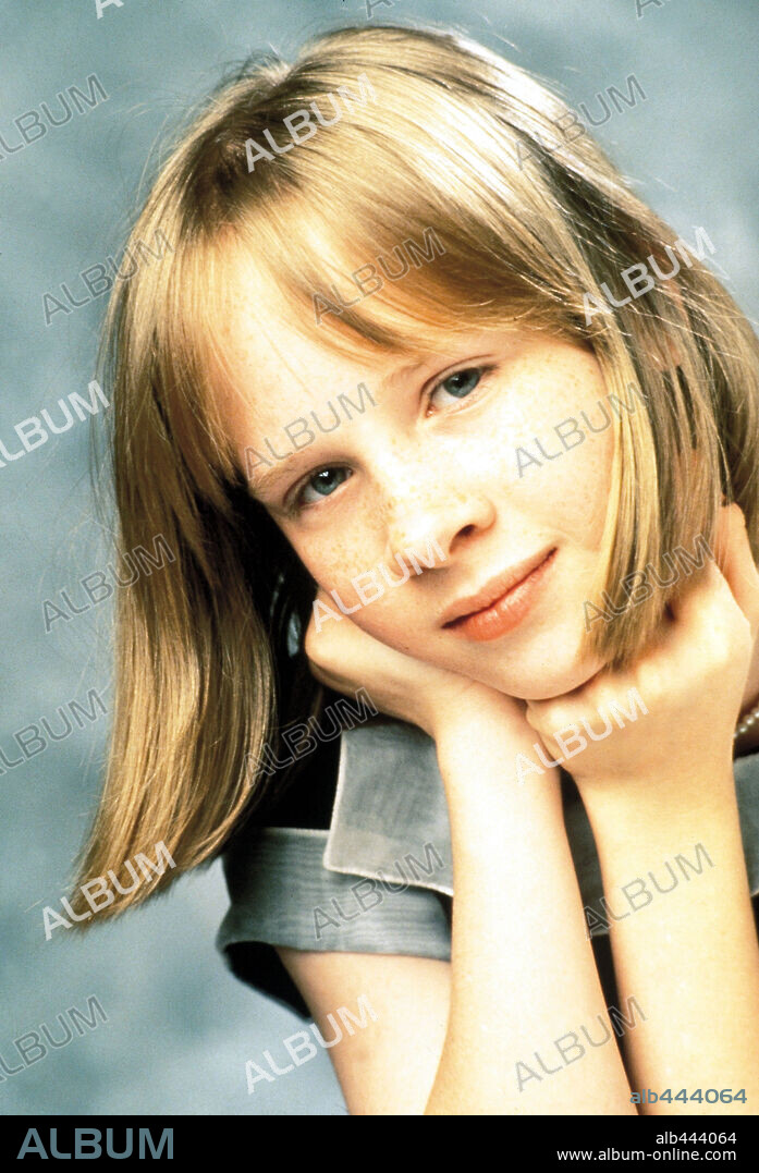 MIKKI ALLEN in REGARDING HENRY, 1991, directed by MIKE NICHOLS. Copyright PARAMOUNT PICTURES.