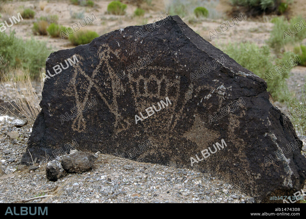 ARTE PREHISTORICO. ESTADOS UNIDOS. MONUMENTO NACIONAL DE PETROGLIFOS. Conjunto de petroglifos realizados por pueblos indios americanos y, algunos de ellos, por colonizadores. Cañón Boca Negra. Cercanías de Albuquerque. Estado de Nuevo México.