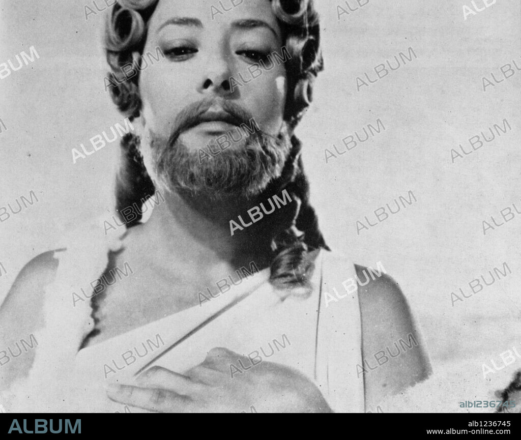 SIMON OF THE DESERT, 1965 (SIMON DEL DESIERTO), directed by LUIS BUÑUEL. Copyright STPC.