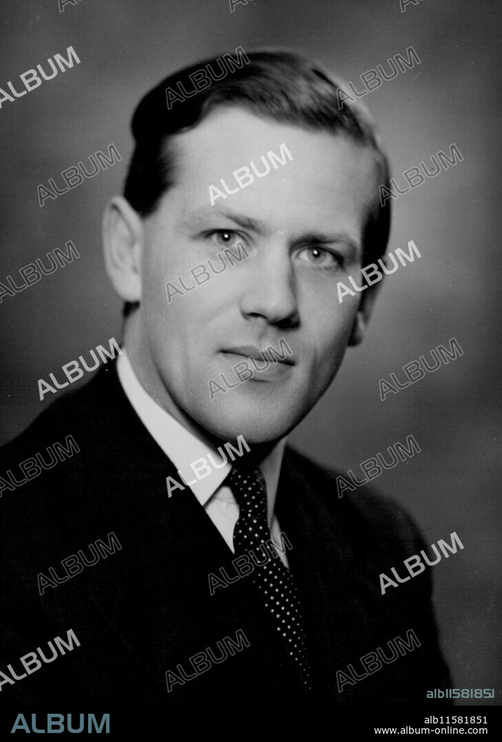 Lord Balniel - Robert Alexander Lindsay, Lord Balniel; elder son and heir of the 28th Earl of Crawford and Balcarres. Lord Balniel is a Lieutenant in the Grenadier Guards. January 05, 1955. (Photo by Bassano, Camera Press).