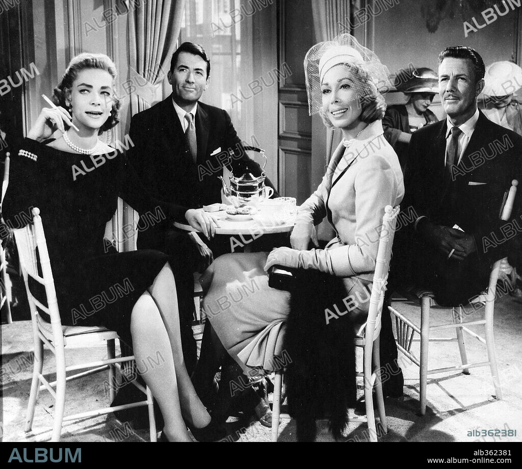 GREGORY PECK y LAUREN BACALL en MI DESCONFIADA ESPOSA, 1957 (DESIGNING WOMAN), dirigida por VINCENTE MINNELLI. Copyright M.G.M.