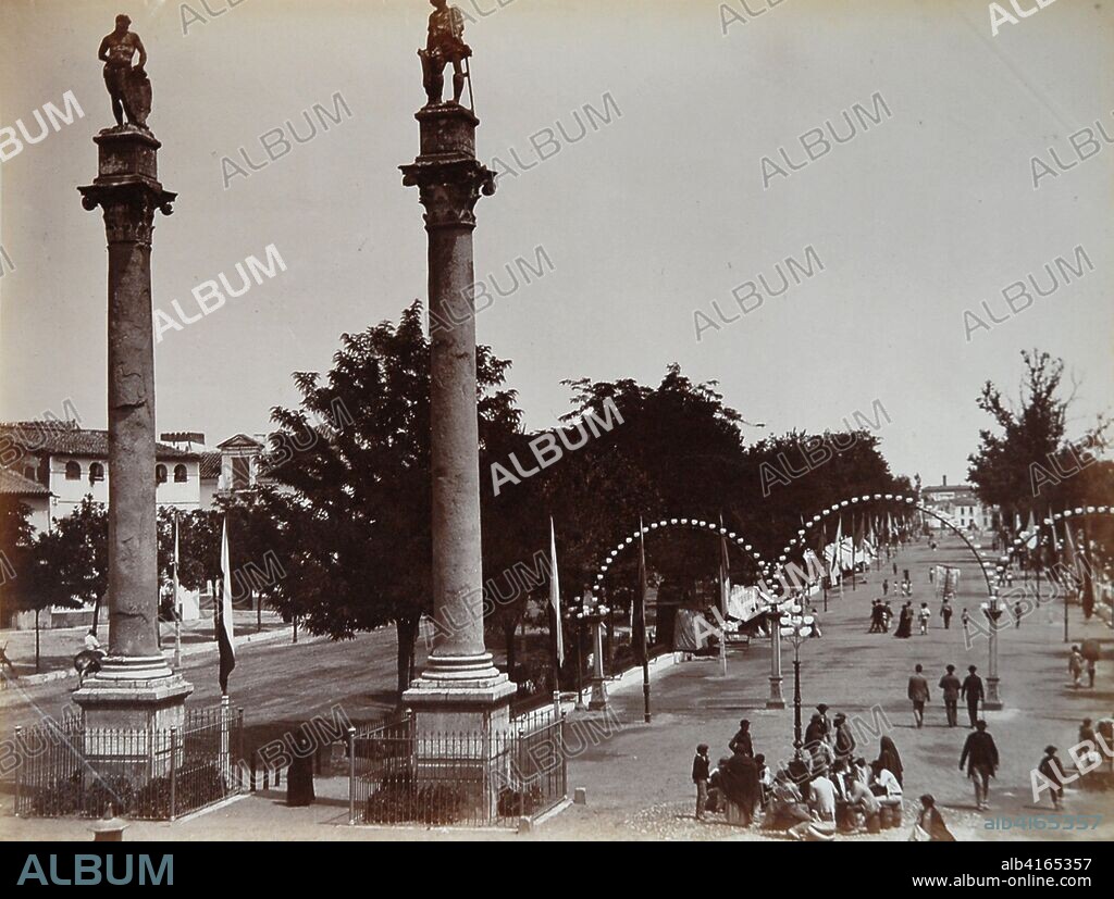 Alameda de Hércules, Sevilla.