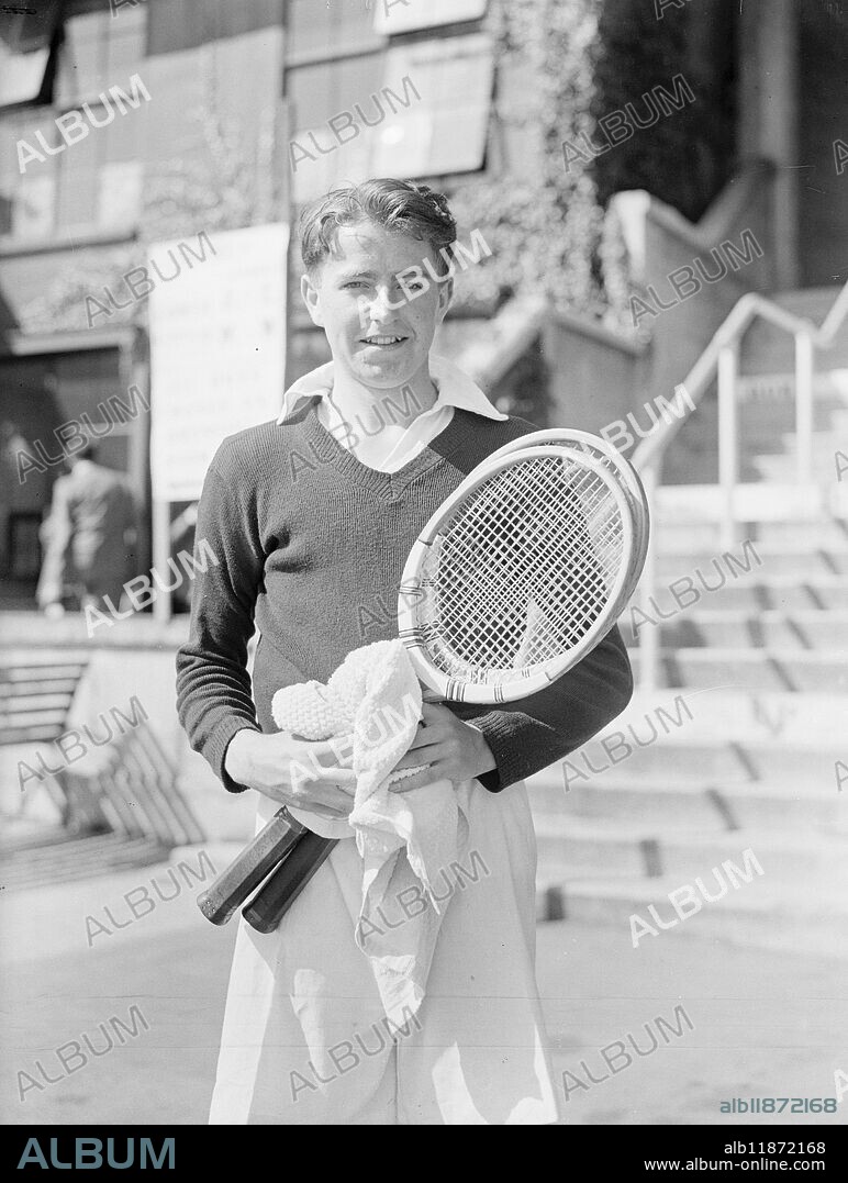 Junior Tennis Championships. C.V Baxter (Scotland) photographed before his quarter final match against C W Hannam in the British Junior Lawn Tennis Championships at Wimbledon today. 9 September 1948.
