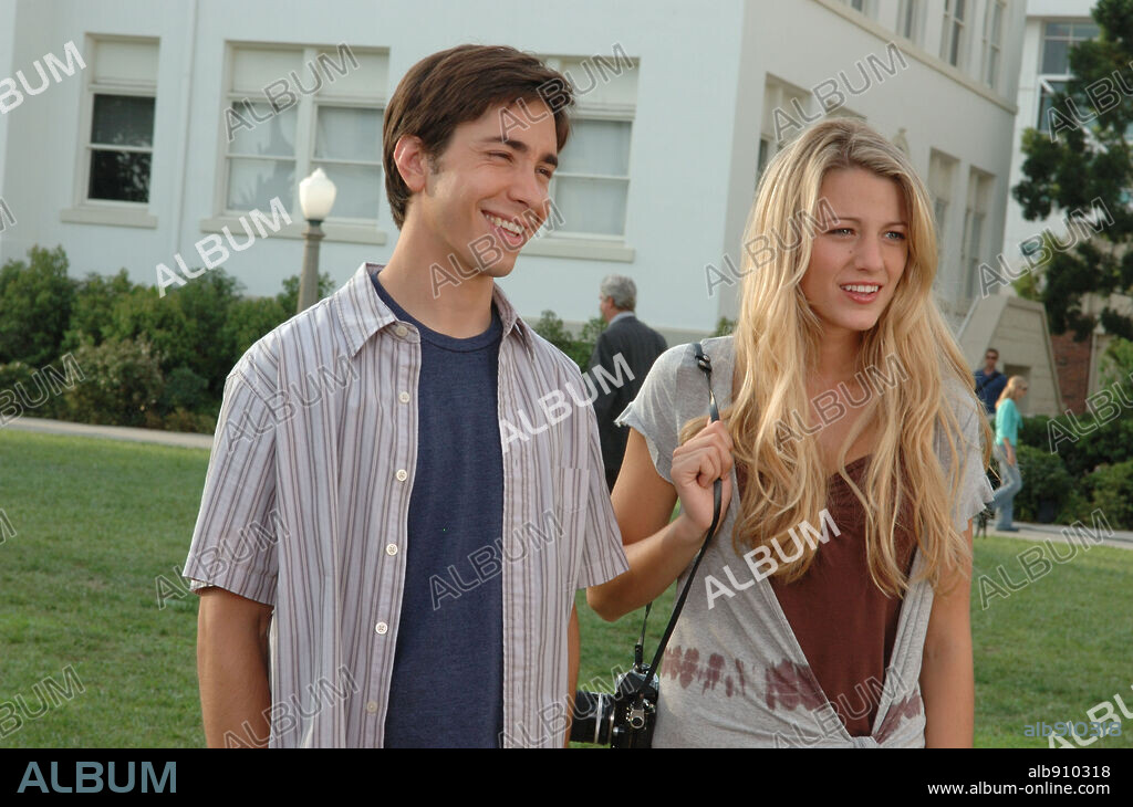 BLAKE LIVELY and JUSTIN LONG in ACCEPTED, 2006, directed by STEVE PINK. Copyright UNIVERSAL PICTURES / HANOVER, SUZANNE.
