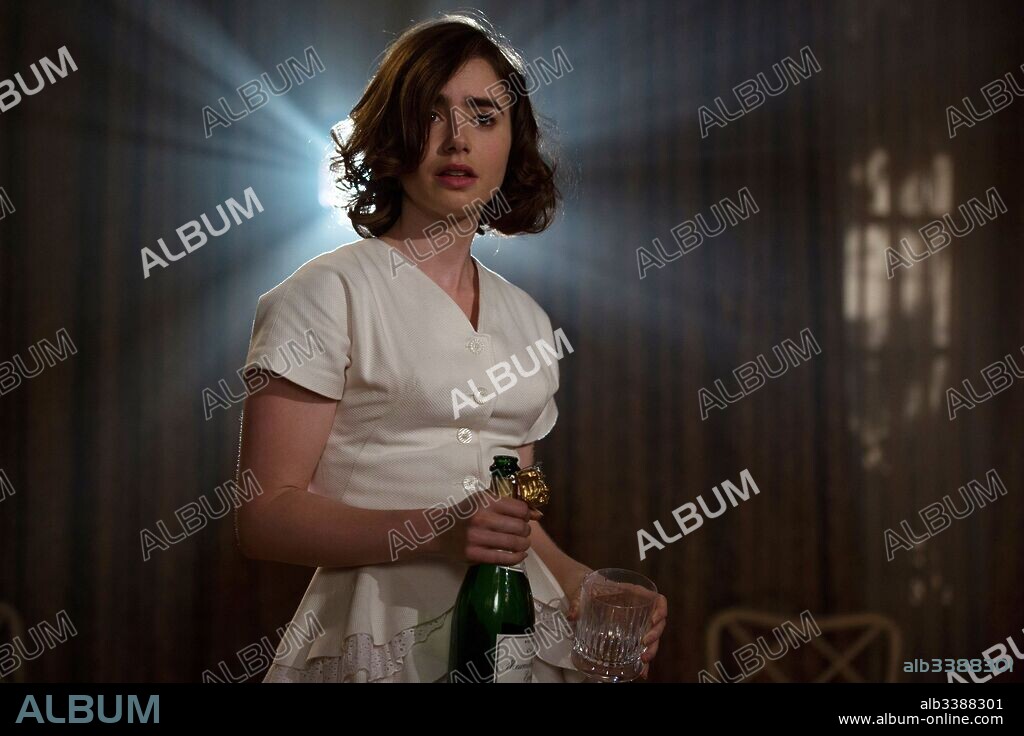 LILY COLLINS in RULES DON'T APPLY, 2016, directed by WARREN BEATTY. Copyright REGENCY ENTERPRISES/RATPAC ENT/WORLDVIEW ENT/CONSIDERED ENT.