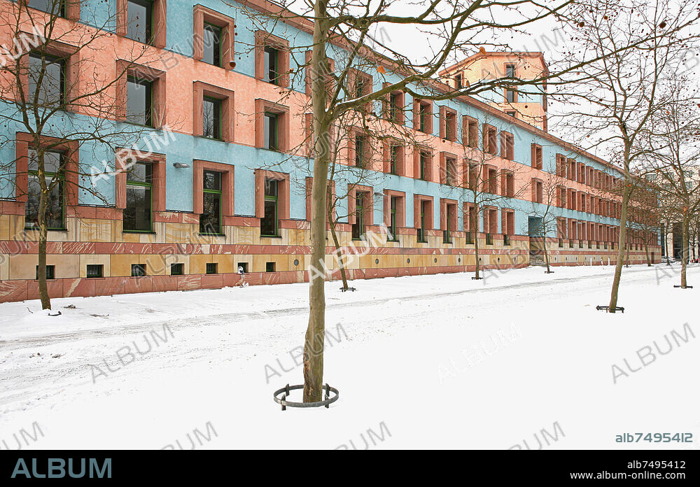 Wissenschaftszentrum Berlin fuer Sozialforschung, WZB, Nordfassade des Neubaus.