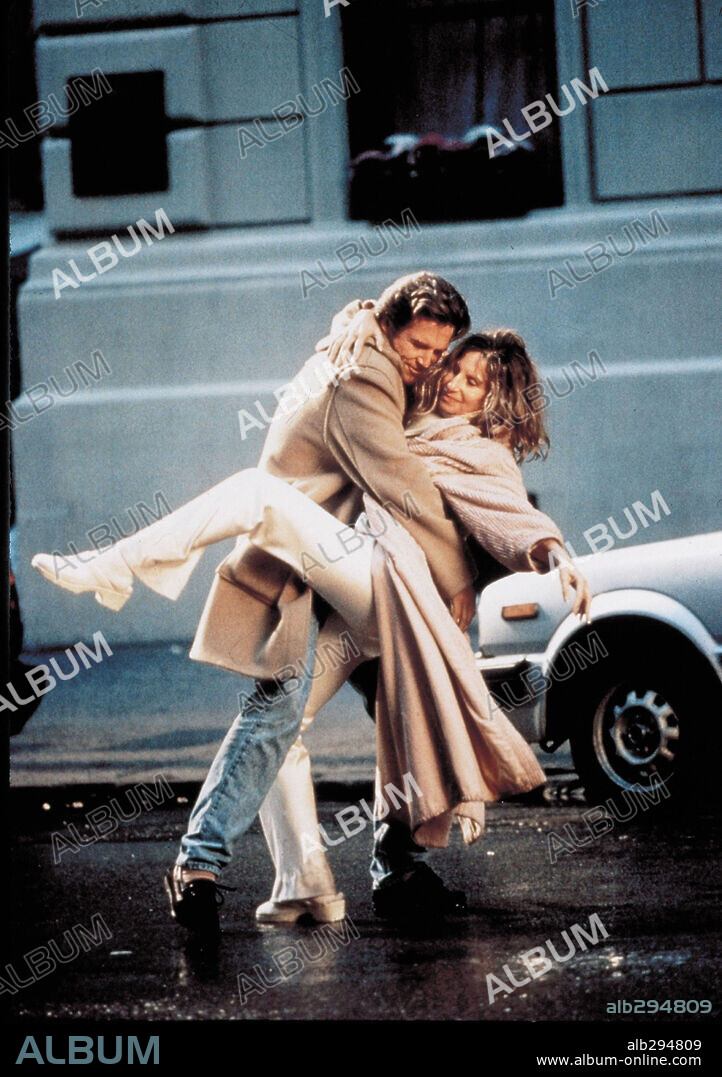 JEFF BRIDGES und BARBARA STREISAND. BARBRA STREISAND und JEFF BRIDGES in THE MIRROR HAS TWO FACES, 1996, unter der Regie von BARBRA STREISAND. Copyright COLUMBIA TRI STAR / SCHWARTZWALD, LAWRENCE.