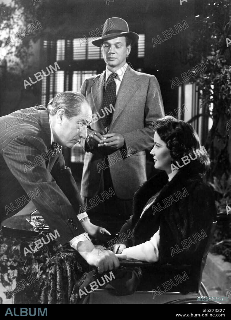 ALIDA VALLI, FRANK PUGLIA y JOSEPH COTTEN en DESPACIO, FORASTERO, 1950 (WALK SOFTLY STRANGER), dirigida por ROBERT STEVENSON. Copyright RKO RADIO.