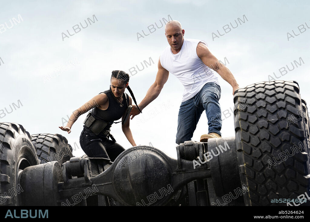NATHALIE EMMANUEL and VIN DIESEL in F9, 2021, directed by JUSTIN LIN. Copyright One Race Films / Original Film / Universal Pictures.