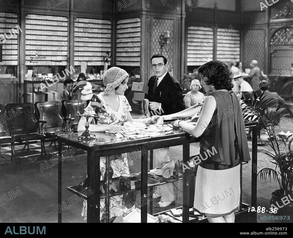 BARBARA KENT and HAROLD LLOYD in FEET FIRST, 1930, directed by CLYDE BRUCKMAN. Copyright PARAMOUNT PICTURES.