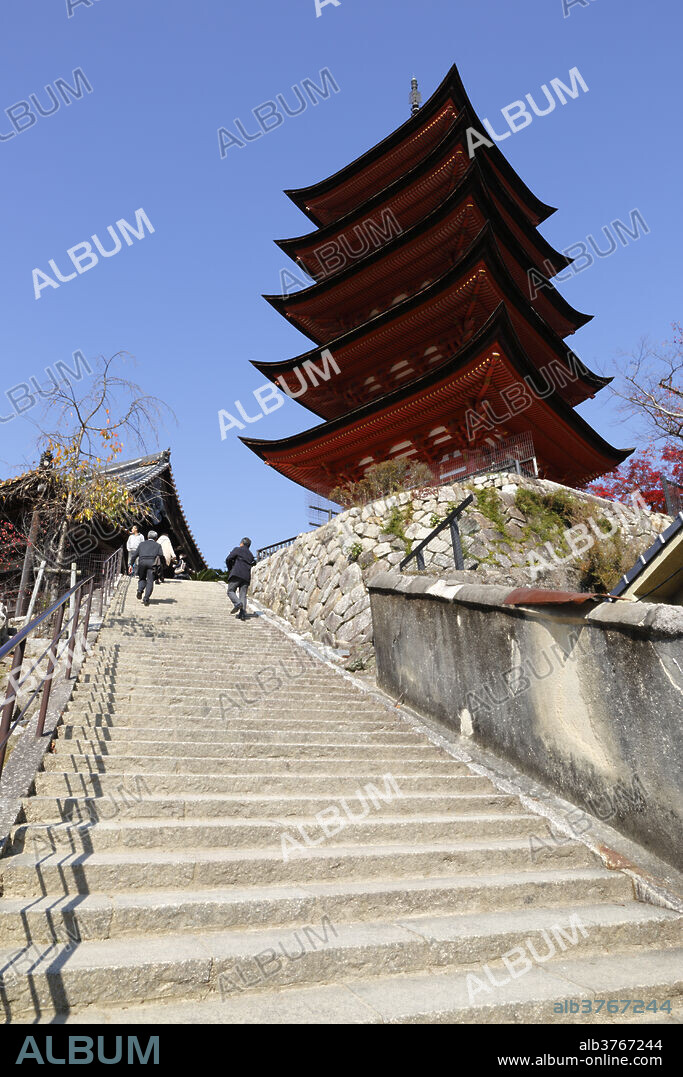 Five-Storey Pagoda(Gojunoto), UNESCO World Heritage Site, Miyajima Island, Western Honshu, Japan, Asia.