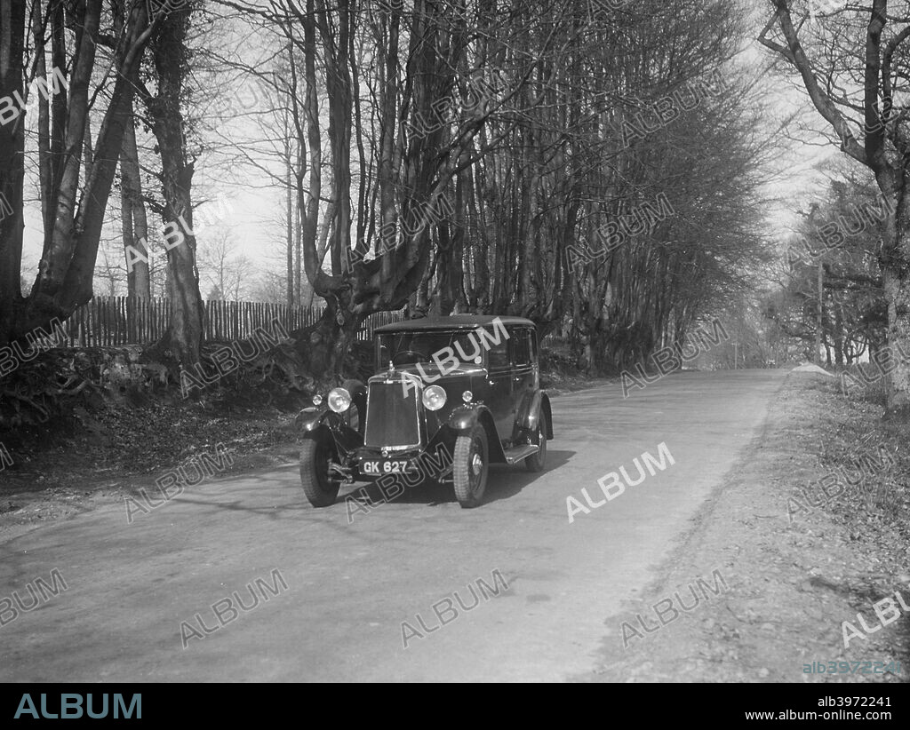Armstrong-Siddeley 1930 Vehicle Reg. No.  GK627. Place: Date: 1931.