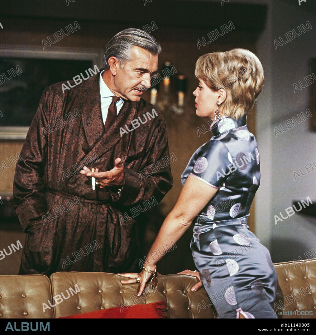 The gentle tour, television series based on the story by Ronert Thomas, Germany 1963, Director: Michael Braun, Episode 3: "The Baron and his Honour", Actors: Rolf Wanka, Christiane Maybach (original german headline: Die sanfte Tour).