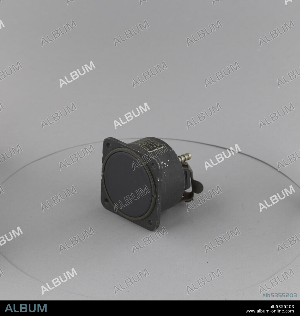 DOM. 60mm dia;blank face;2 pressure tubes,3-pole elect.junction.