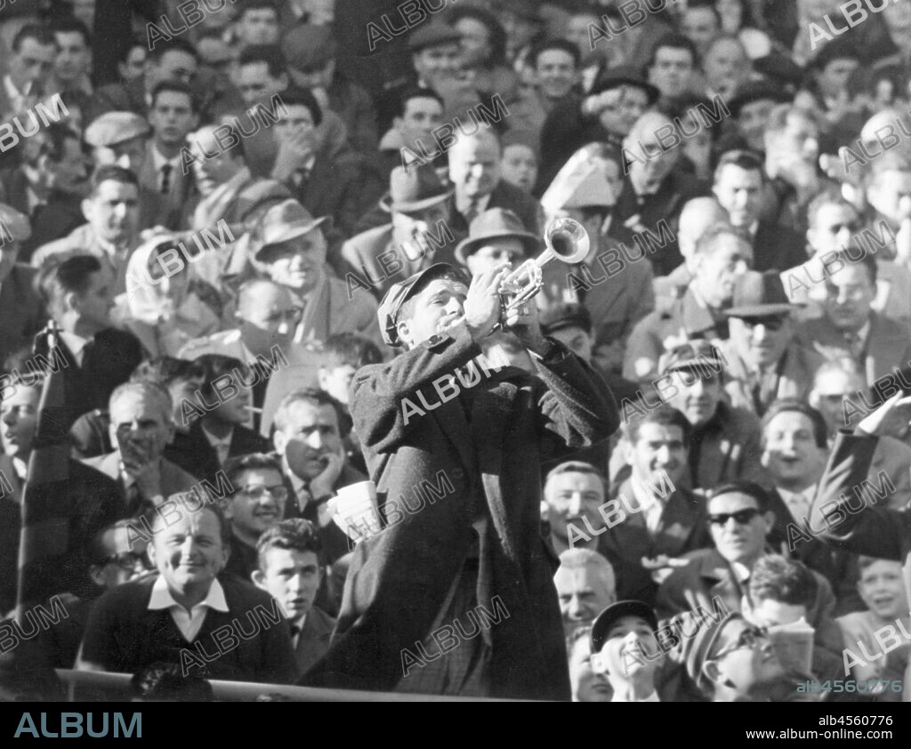 Football championship. milan inter. 1960.