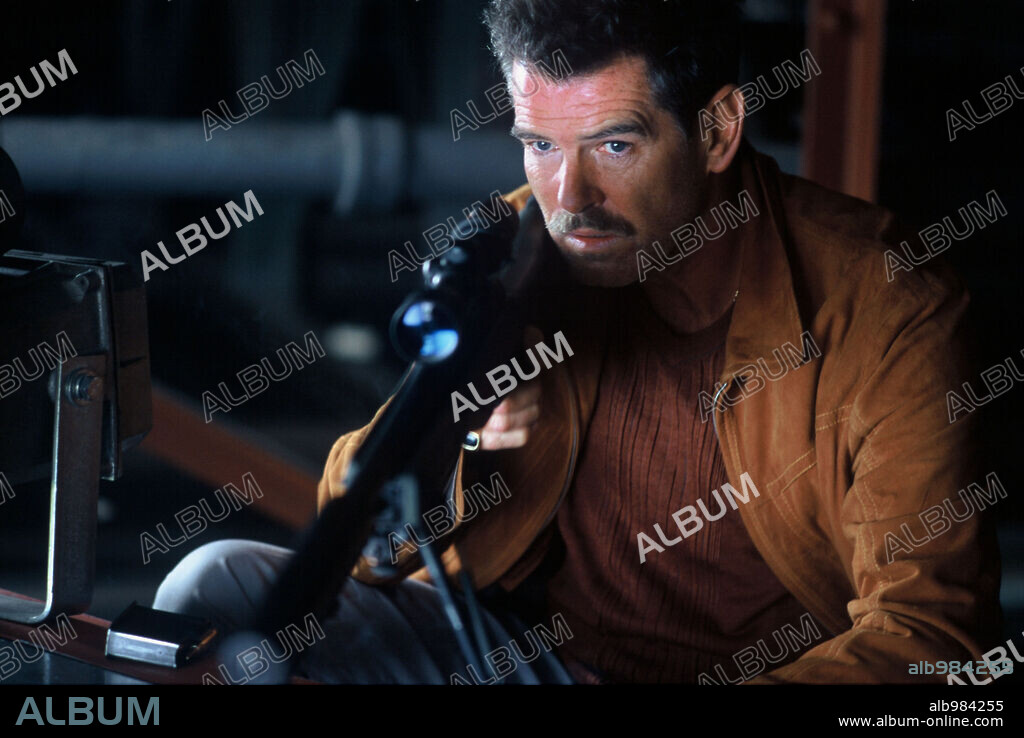 PIERCE BROSNAN in THE MATADOR, 2005, unter der Regie von RICHARD SHEPARD. Copyright BUENA VISTA.