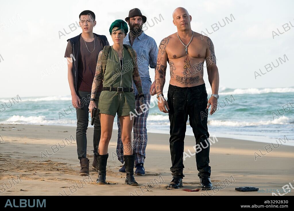 CHRIS WU y RUBY ROSE en XXX: REACTIVATED, 2017 (XXX: THE RETURN OF XANDER CAGE), dirigida por D. J. CARUSO. Copyright MAPLE CAGE PROD/ONE RACE FILMS/REVOLUTION STUDIOS/ROX PROD.