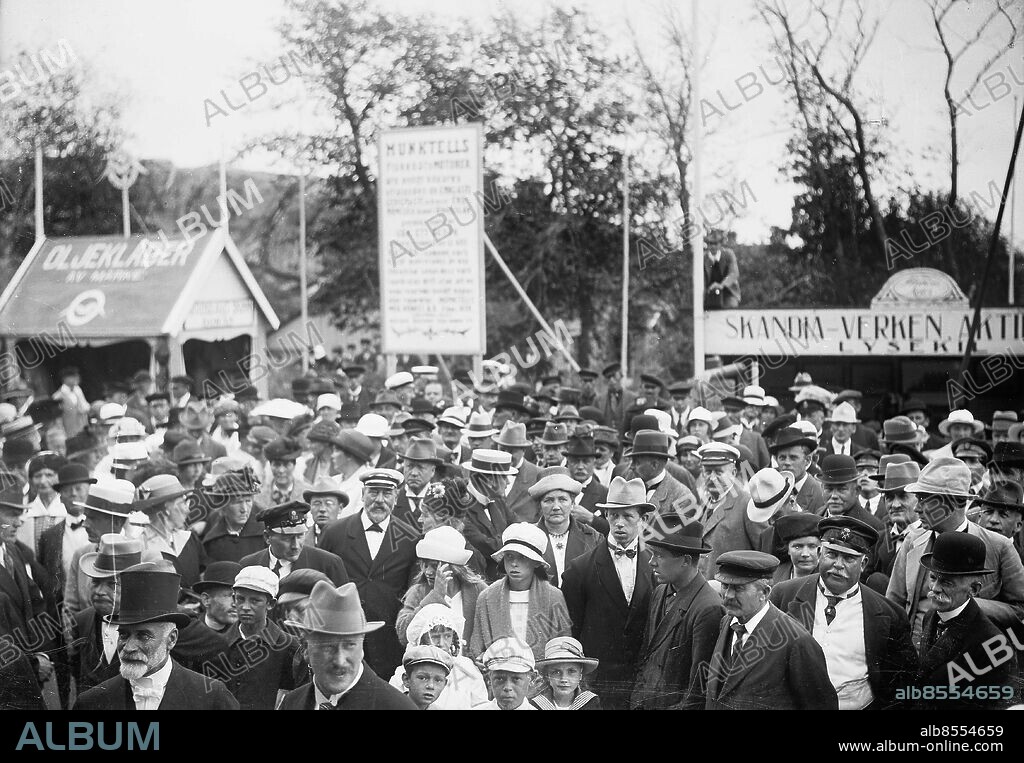 Odaterad plåt. Auktion i Lysekil troligen tidigt 1920 - tal. Skandia-verken. Skandiaverken.. *** Local Caption *** GT. KAMERAREPORTAGE.