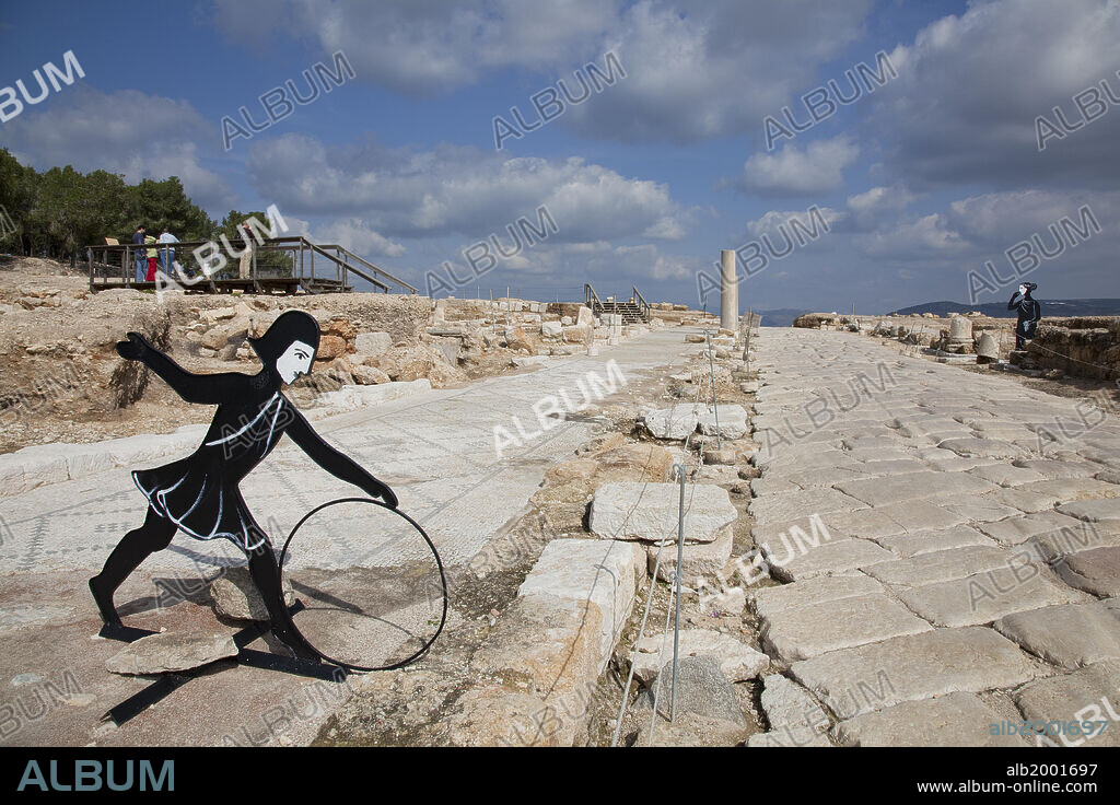 The ancient city of Zippori (Sepphoris) was the administrative capital of the Galilee during Roman rule. Excavations have revealed A Roman theater, a Talmudic-era Jewish residential quarter, ritual baths, churches, and a Crusader fortress and an abundance of mosaics. The Roman street dates from the 2nd century AD, and was part of the network of streets. There were columns along the sides that created roofed porticoes, paved with mosaics.