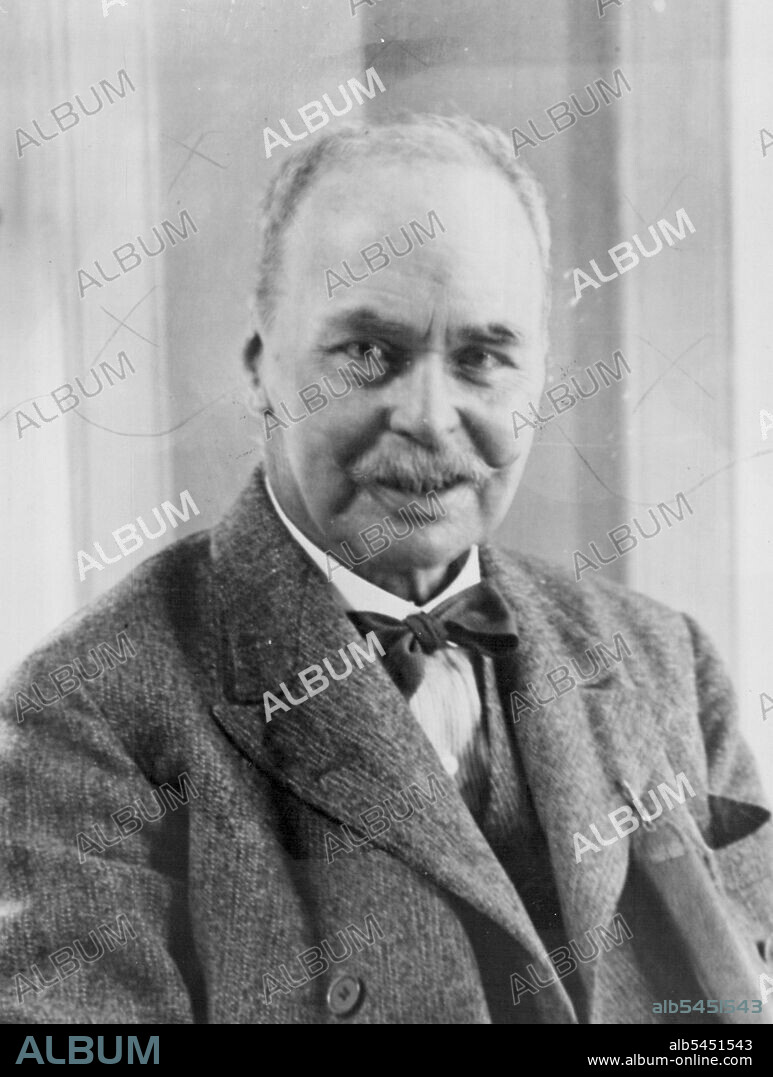 Conqueror Of Malaria Who Died In Penury : Sir Ronald Ross.Sir Ronald Ross, who had died at the age of 75, became famous in connection with the discovery of malaria is transmitted through the agency of mosquitoes. September 17, 1932. (Photo by Wide World Photos).