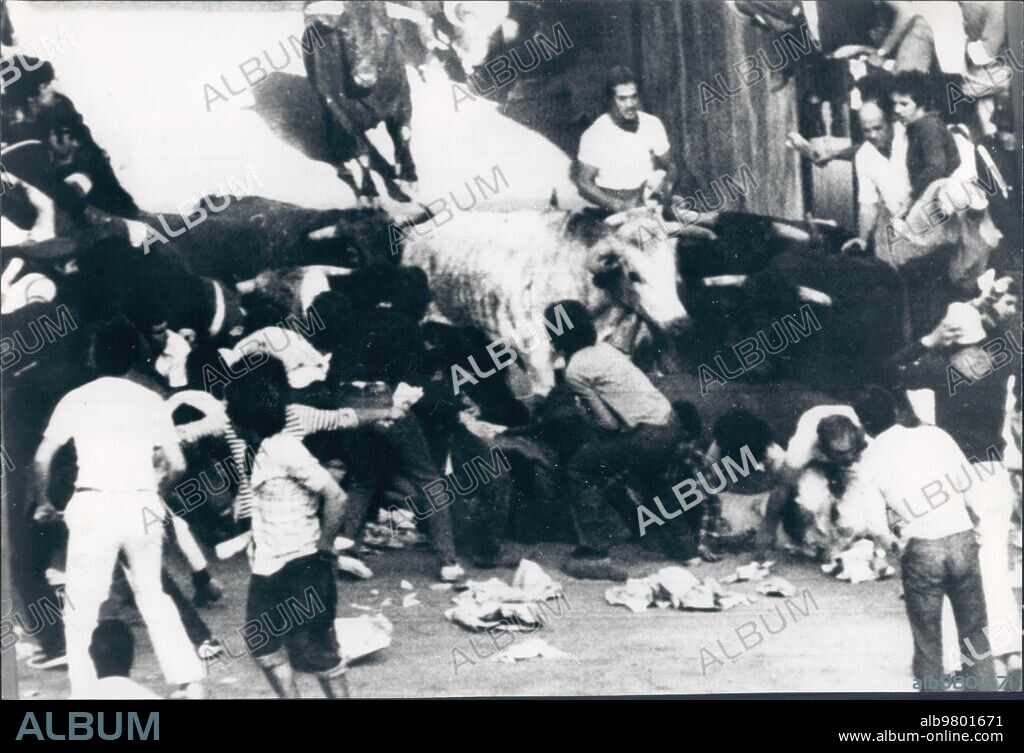 9 julio 1975. Gregorio Gorriz Sarasa (41 años, Arazuri, Navarra) muere tras resultar cogido por el toro "Navarrico" de la ganaderia de Francisco Javier Osborne en el callejón de entrada a la Plaza de toros.