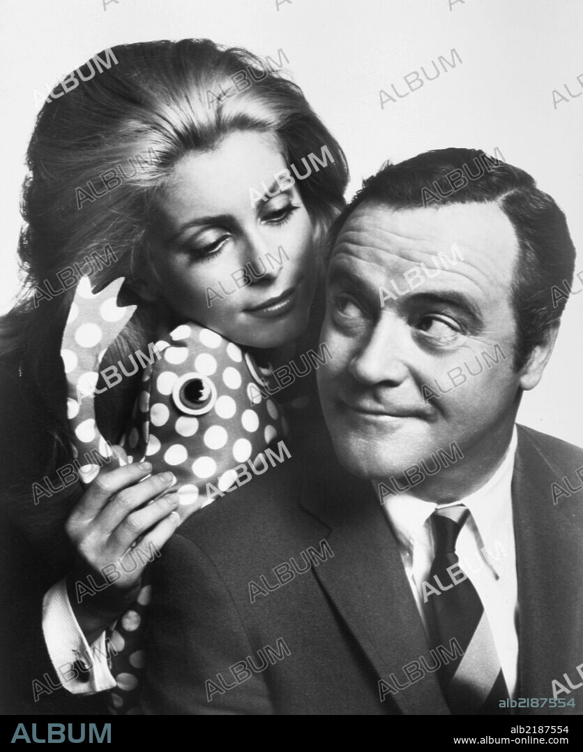 CATHERINE DENEUVE and JACK LEMMON in THE APRIL FOOLS, 1969, directed by STUART ROSENBERG. Copyright NATIONAL GENERAL PICTURES.