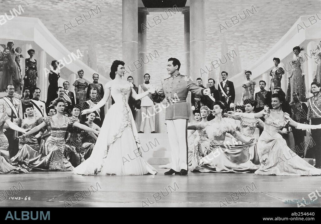 KATHRYN GRAYSON and MARIO LANZA in THAT MIDNIGHT KISS, 1949, directed by NORMAN TAUROG. Copyright M.G.M.