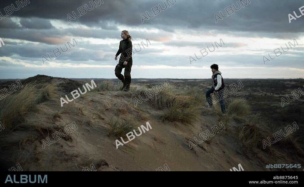 KIKA VAN DE VIJVER and MAROUANE MEFTAH in CAPTAIN NOVA, 2021, directed by MAURICE TROUWBORST. Copyright Keplerfilm.