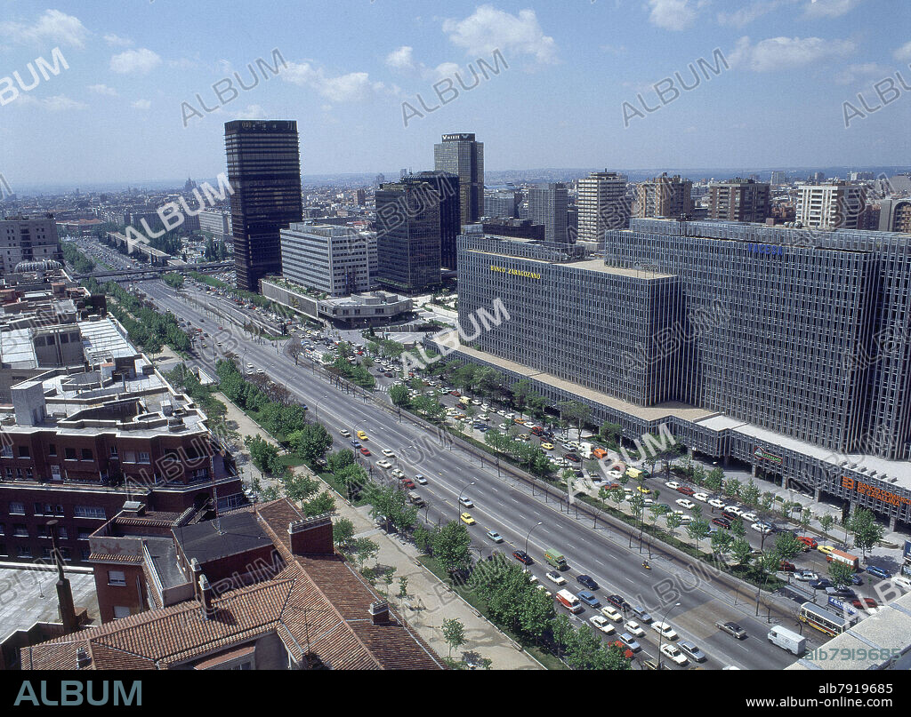 AZCA Y LA CASTELLANA DESDE EL EDIFICIO LIMA - FOTO AÑOS 80.