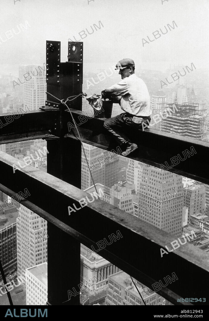 New York. Empire State Building during construction, 1930.