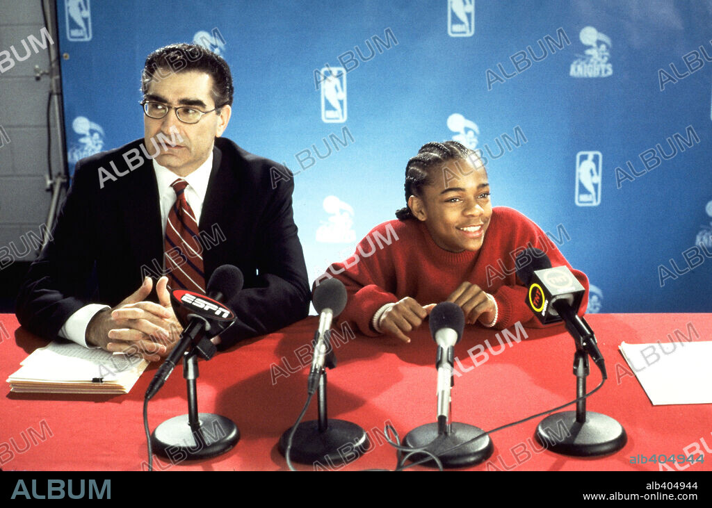 EUGENE LEVY and LIL' BOW WOW in LIKE MIKE, 2002, directed by JOHN SCHULTZ. Copyright 20TH CENTURY FOX.