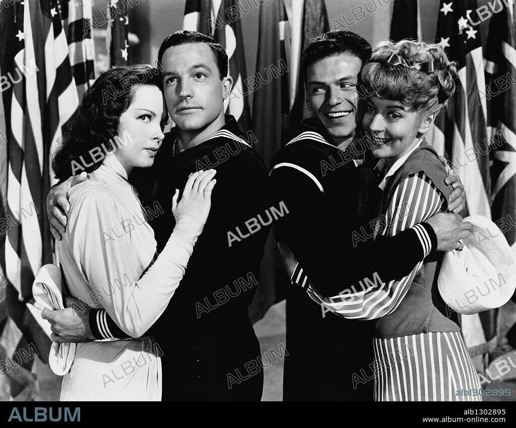 FRANK SINATRA, GENE KELLY, KATHRYN GRAYSON y PAMELA BRITTON en LEVANDO ANCLAS, 1945 (ANCHORS AWEIGH), dirigida por GEORGE SIDNEY. Copyright M.G.M.