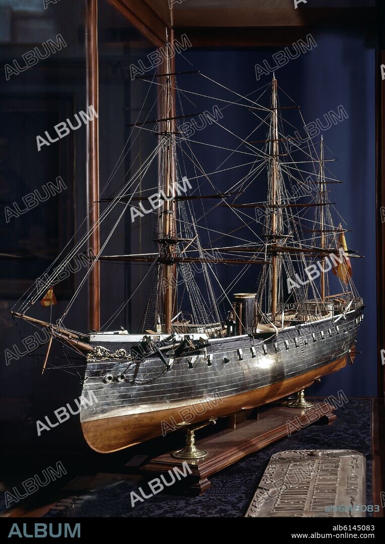 MODELO A ESCALA DE LA FRAGATA NUMANCIA, EL PRIMER BARCO BLINDADO QUE DIO LA VUELTA AL MUNDO AL MANDO DE MENDEZ NUÑEZ.