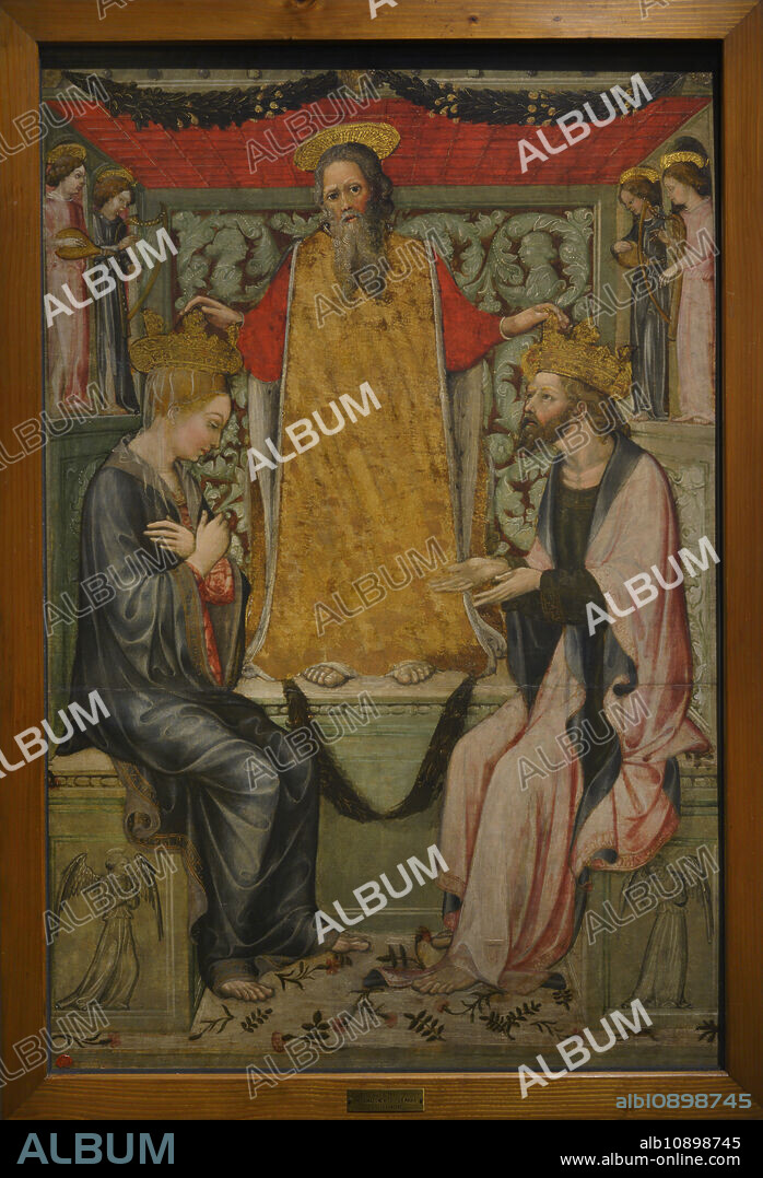 BONIFACIO BEMBO. ITALIAN PAINTER (FL. 1444-1478).. Bonifacio Bembo. Italian painter active from 1444 to 1478. Coronation of Christ and the Virgin by God the Father, 1467. Central panel of a canopy in the chapel of St. Anne in the Church of St. Augustine, Cremona. Tempera on panel. Ala Ponzone Civic Museum. Cremona. Italy.