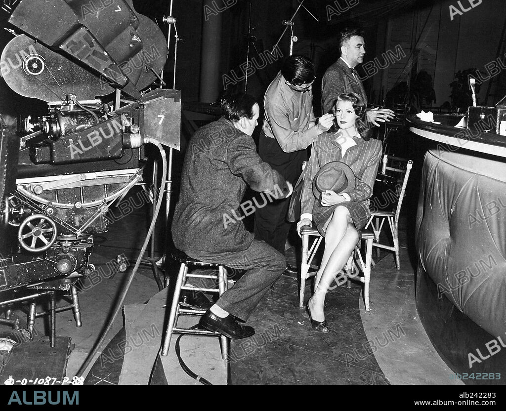 CHARLES VIDOR y RITA HAYWORTH en GILDA, 1946, dirigida por CHARLES VIDOR. Copyright COLUMBIA PICTURES.