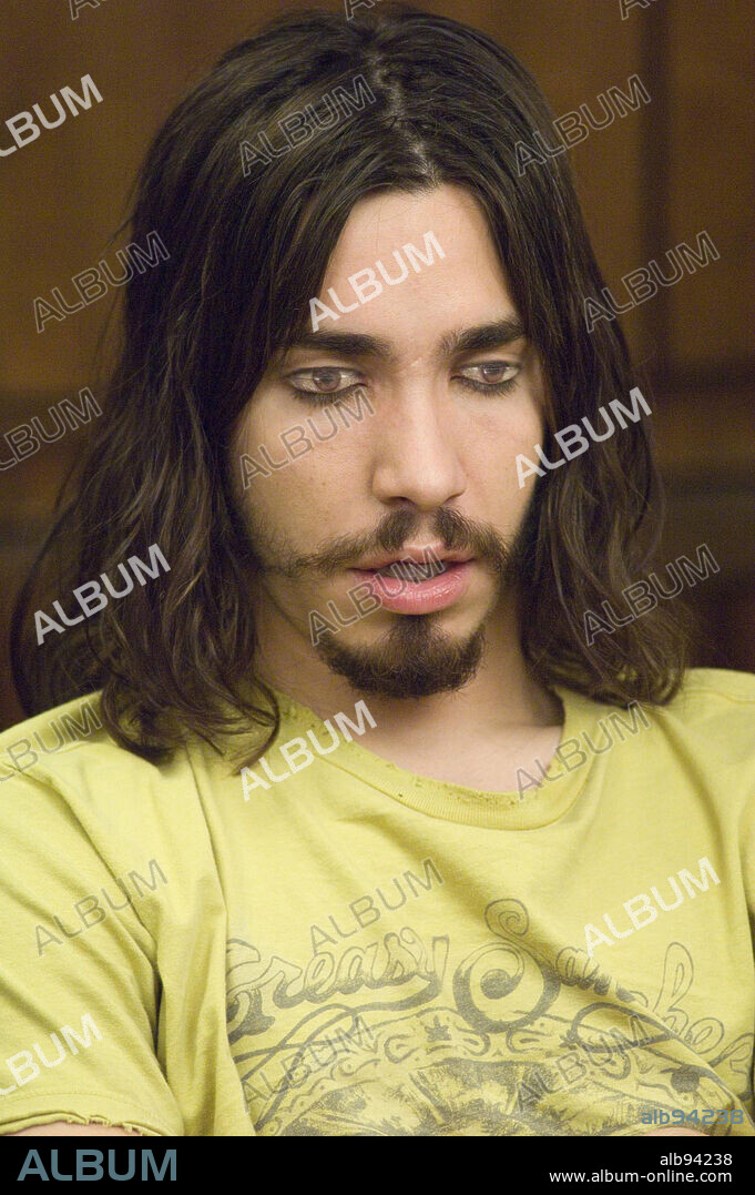 JUSTIN LONG en NATURALEZA A LO BESTIA, 2008 (STRANGE WILDERNESS), dirigida por FRED WOLF. Copyright PELICAN PROD./HAPPY MADISON PROD./LEVEL 1 ENTERNTAINMENT / MICHAELS, DARREN.