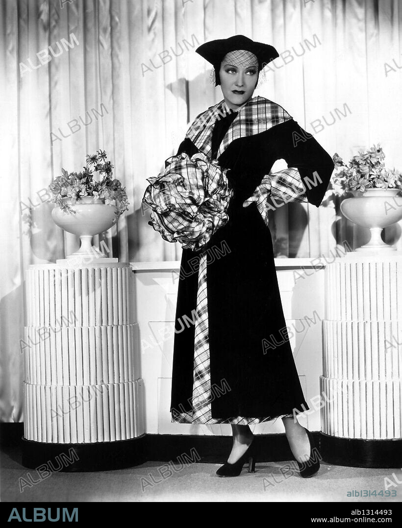 GLORIA SWANSON in MUSIC IN THE AIR, 1934, unter der Regie von JOE MAY. Copyright FOX FILMS.