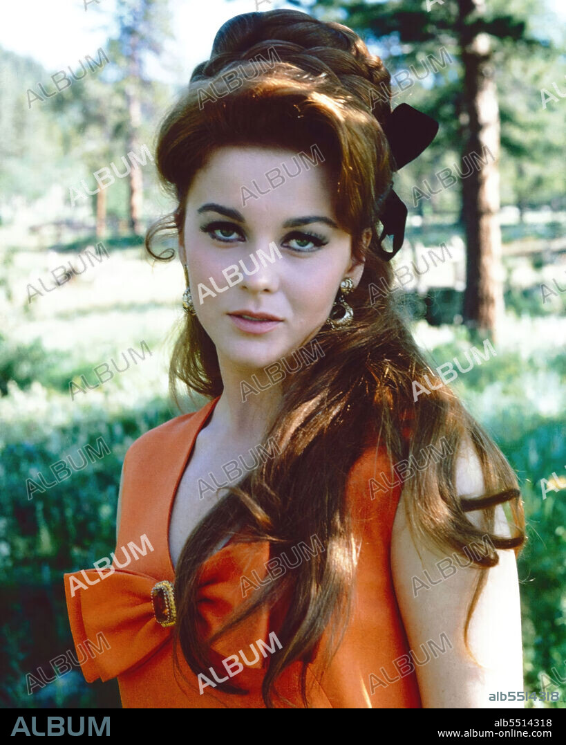 ANN-MARGRET en HACIA LOS GRANDES HORIZONTES, 1966 (STAGECOACH), dirigida por GORDON DOUGLAS. Copyright 20TH CENTURY FOX.