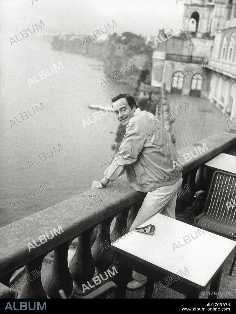 Jack Lemmon on the set of "Avanti! ". Jack Lemmon on a break during the shooting of the film 'Avanti!'. Sorrento, 1972.