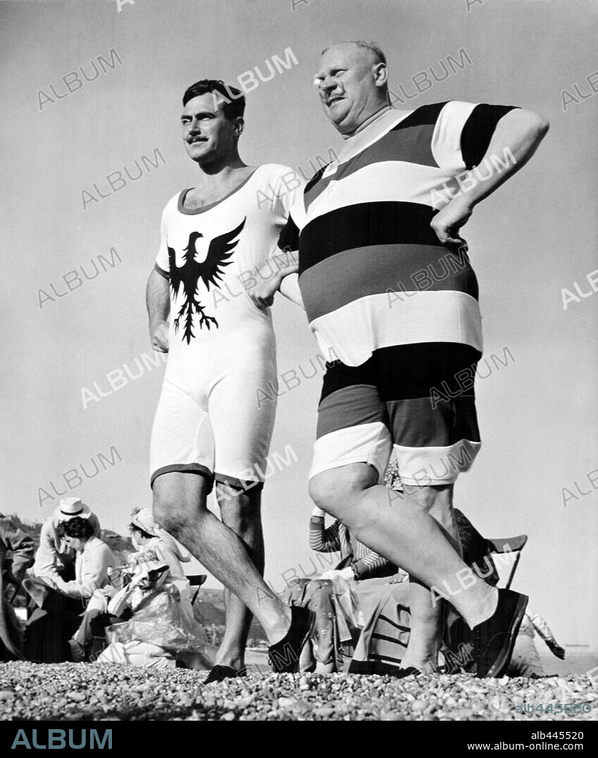 GERT FROBE en AQUELLOS CHALADOS EN SUS LOCOS CACHARROS, 1965 (THOSE MAGNIFICENT MEN IN THEIR FLYING MACHINES), dirigida por KEN ANNAKIN. Copyright 20TH CENTURY FOX.