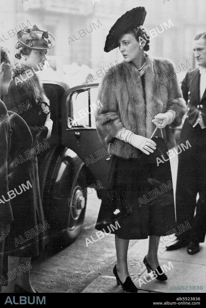 Duchess of Kent Distinguished Sewing-Bee -- The Duchess of Kent arriving this afternoon.The Duchess of Kent to-day visited a distinguished sewing-bee in Mayfair, London. ***** Its nickname is the "Dip Work Party" because in is run by wives and daughters of members of the diplomatic corps in London. April 3, 1940. (Photo by Topical Press).