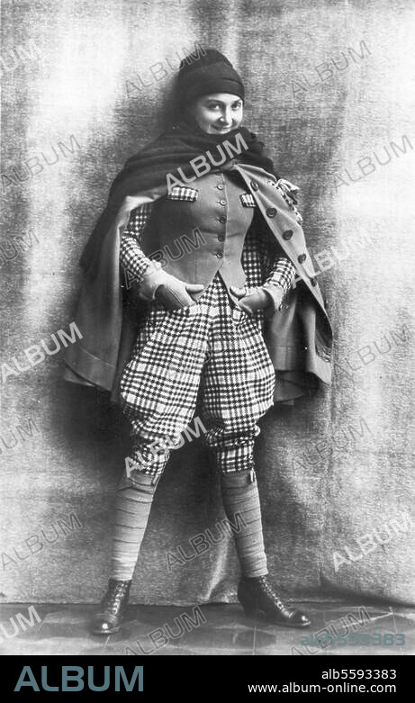 Glässner, Erika Schauspielerin, Porträtaufnahme, um 1920.