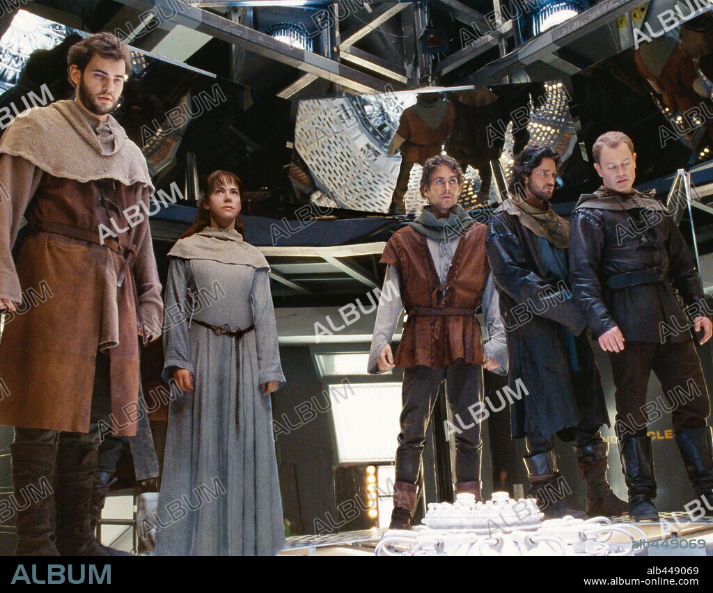 FRANCES O'CONNOR, GERARD BUTLER, NEAL MCDONOUGH, PAUL WALKER and ROSSIF SUTHERLAND in TIMELINE, 2003, directed by RICHARD DONNER. Copyright PARAMOUNT PICTURES.