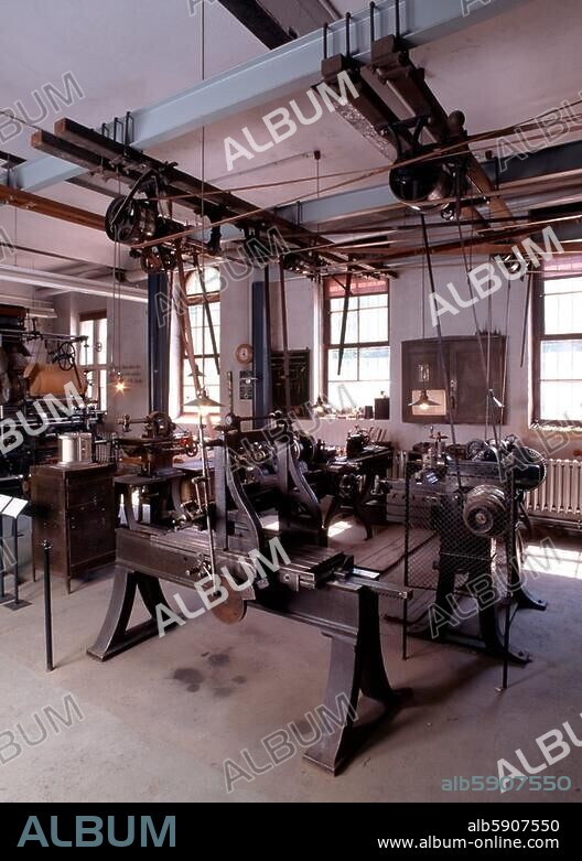 Chemnitz, Technikmuseum Historische Werkstatt mit Riemenantrieb (Chemnitz, Sachsen, DEU) Florian Monheim.