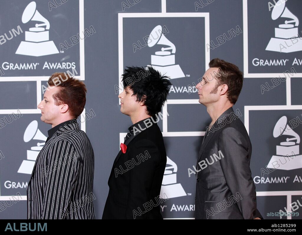 Jan 31, 2010 - Los Angeles, California, USA - (L-R) TRE COOL, BILLIE JOE ARMSTRONG, and MIKE DIRNT, of GREEN DAY arrive for the Grammy Awards show. 31/01/2010