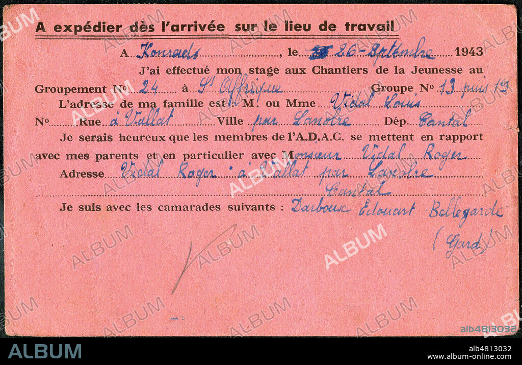 'J'ai effectue mon stage aux chantiers de la jeunesse au groupement n°24 a St Afrique...' Carte de membre de l'Association des anciens des chantiers de la jeunesse. Carte postale de 1943. Credit : IM/KHARBINE-TAPABOR.